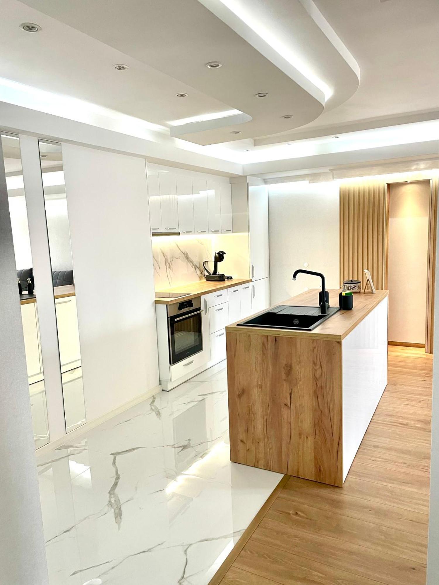 Sea Breeze Apartment Varna Extérieur photo